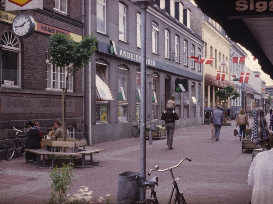 Farvefoto: Nygade omkring 1980.